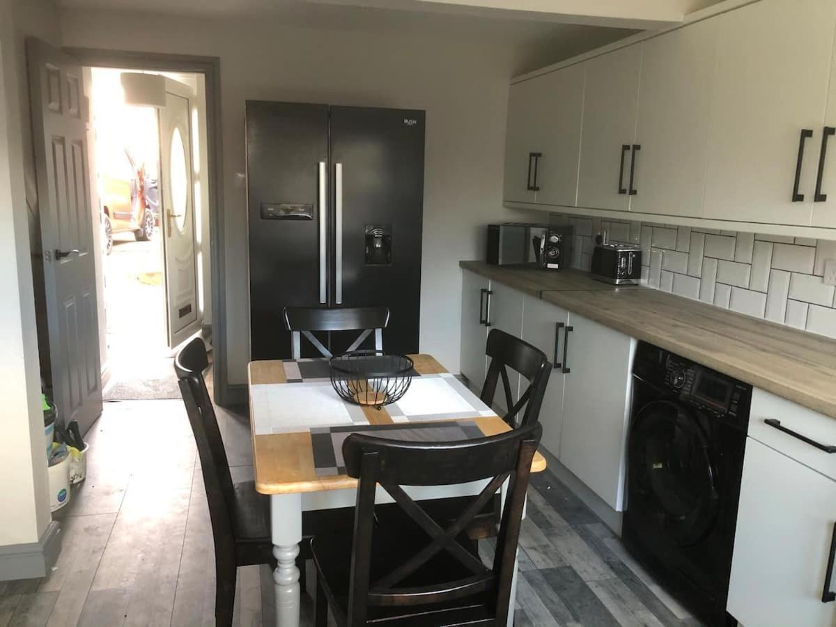 Rowan Place 5 Bedroom Off Street Parking Accommodation Durham Eksteriør billede